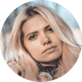 Анна Сухова